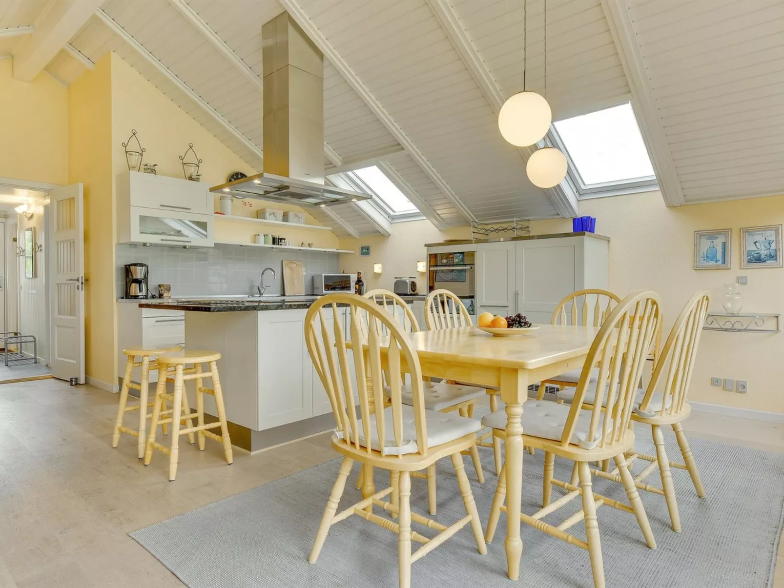 "Armund" - 300m from the sea-Binnen