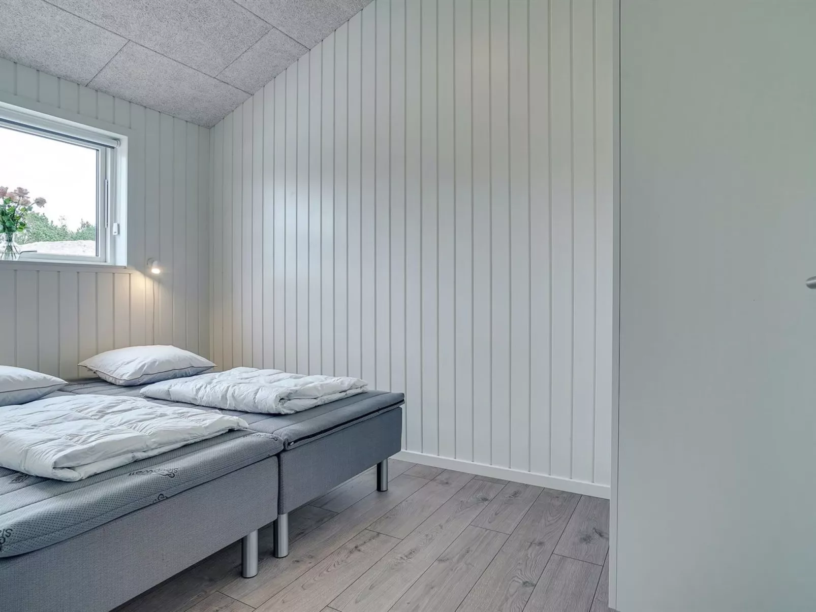 "Helli" - 650m from the sea-Binnen