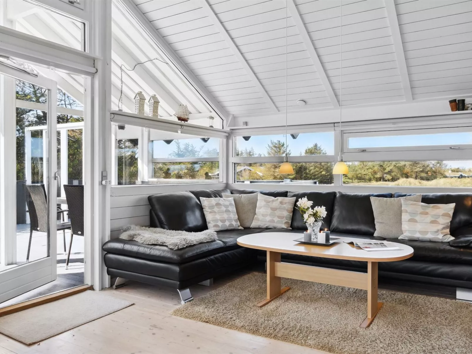 "Allida" - 800m from the sea-Binnen