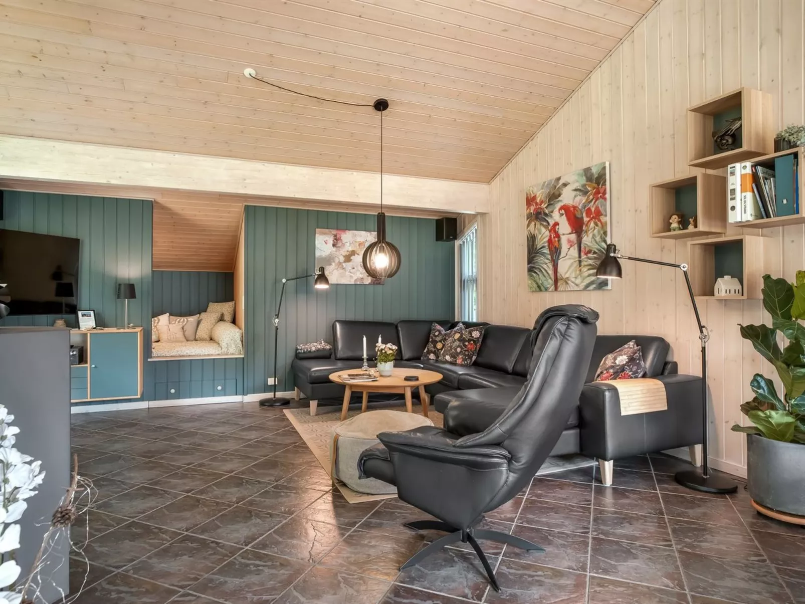 "Yorrit" - 500m to the fjord-Binnen