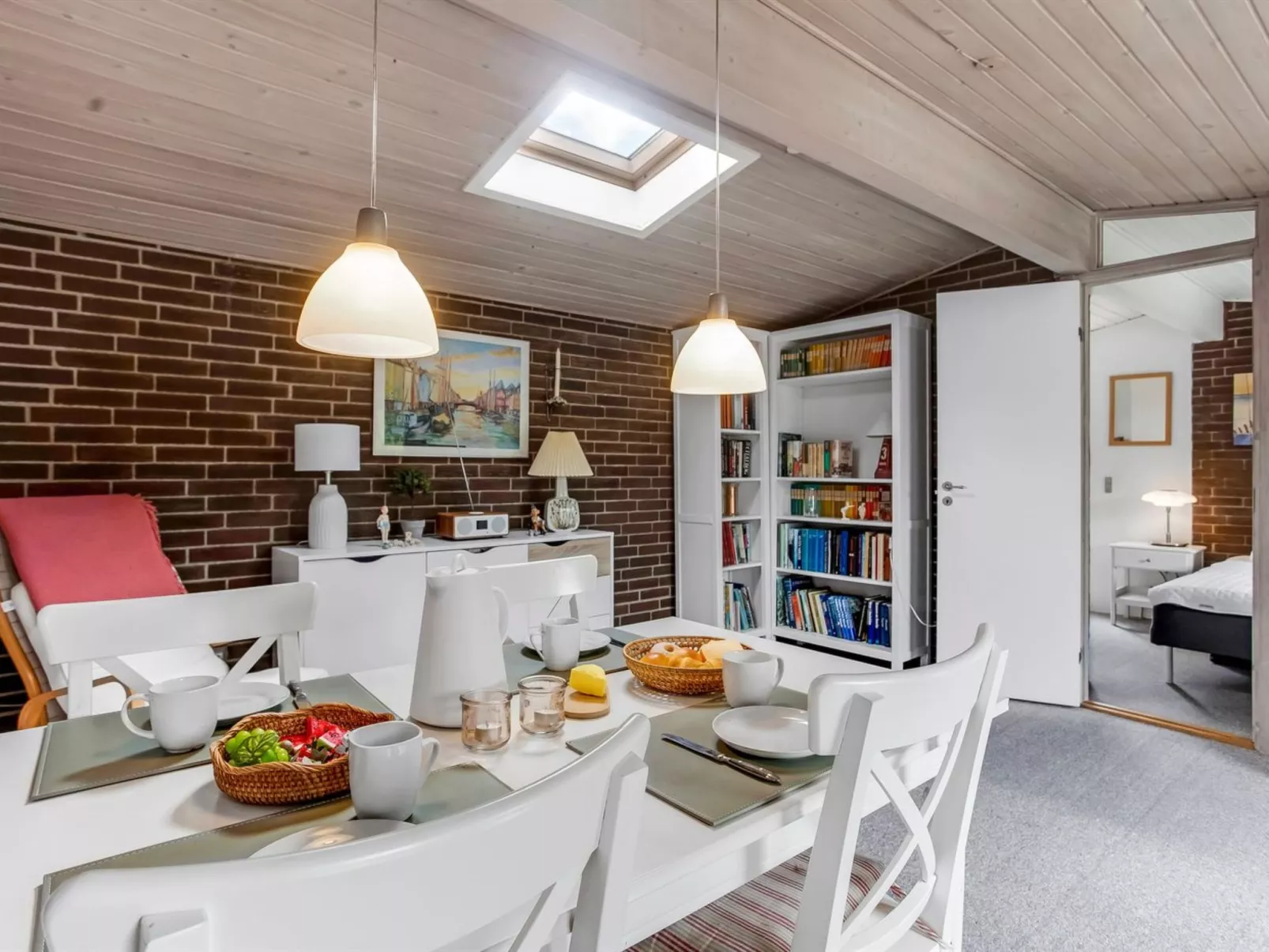 "Sessa" - 800m from the sea-Binnen