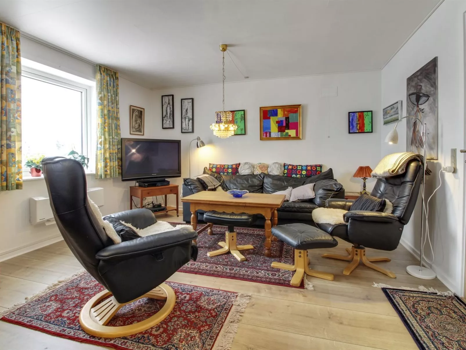 "Fiola" - 20km from the sea-Binnen