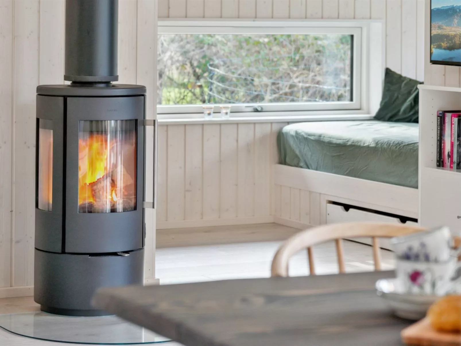 "Jonnhild" - 450m from the sea-Binnen