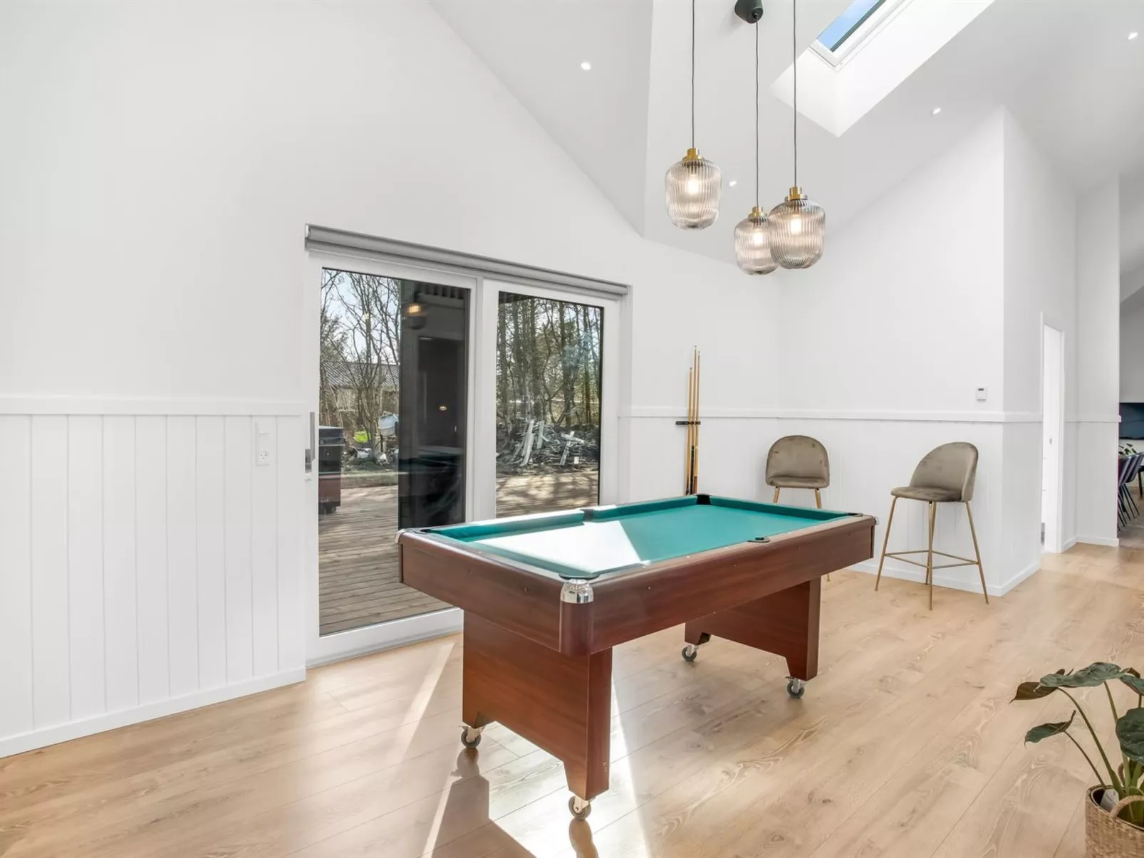 "Edmond" - 995m from the sea-Binnen