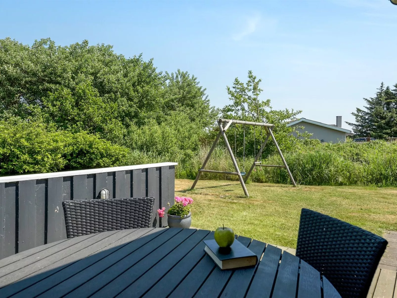 "Chrisse" - 550m from the sea-Buiten