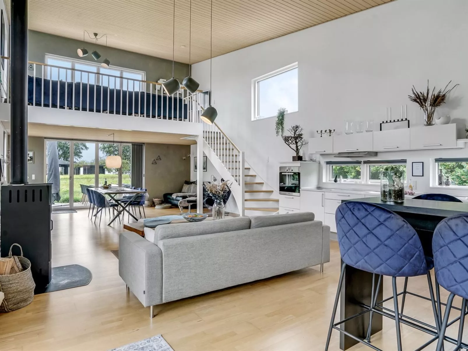 "Anny" - 100m from the sea-Binnen