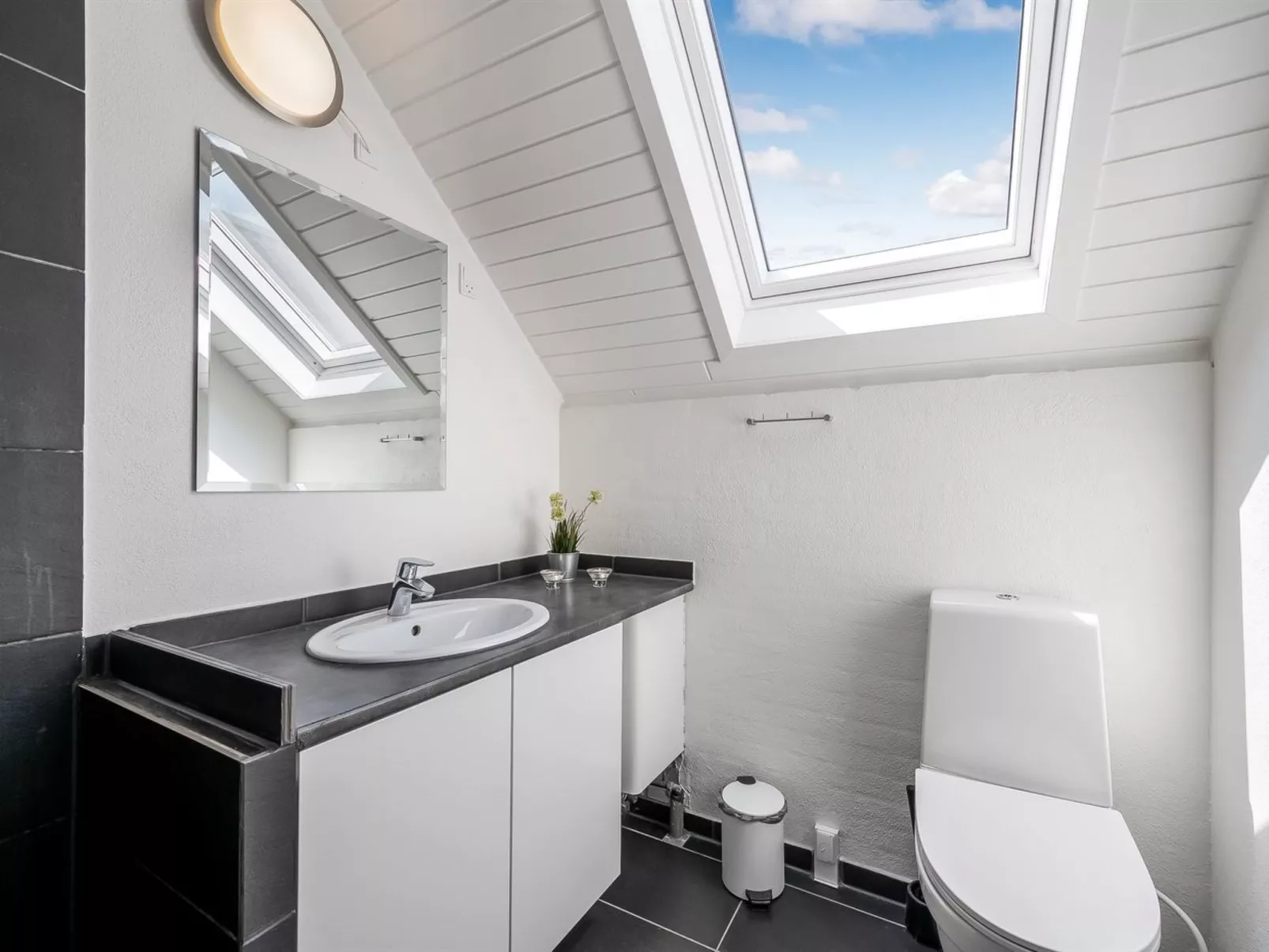 "Lidija" - 850m from the sea-Binnen