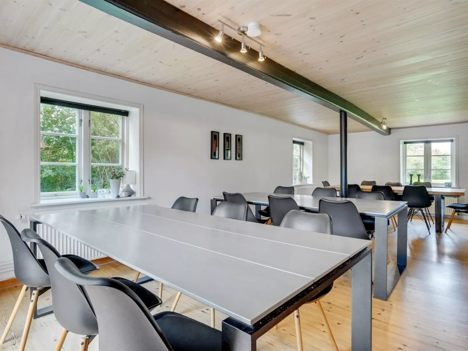 "Knut" - 10km from the sea-Binnen