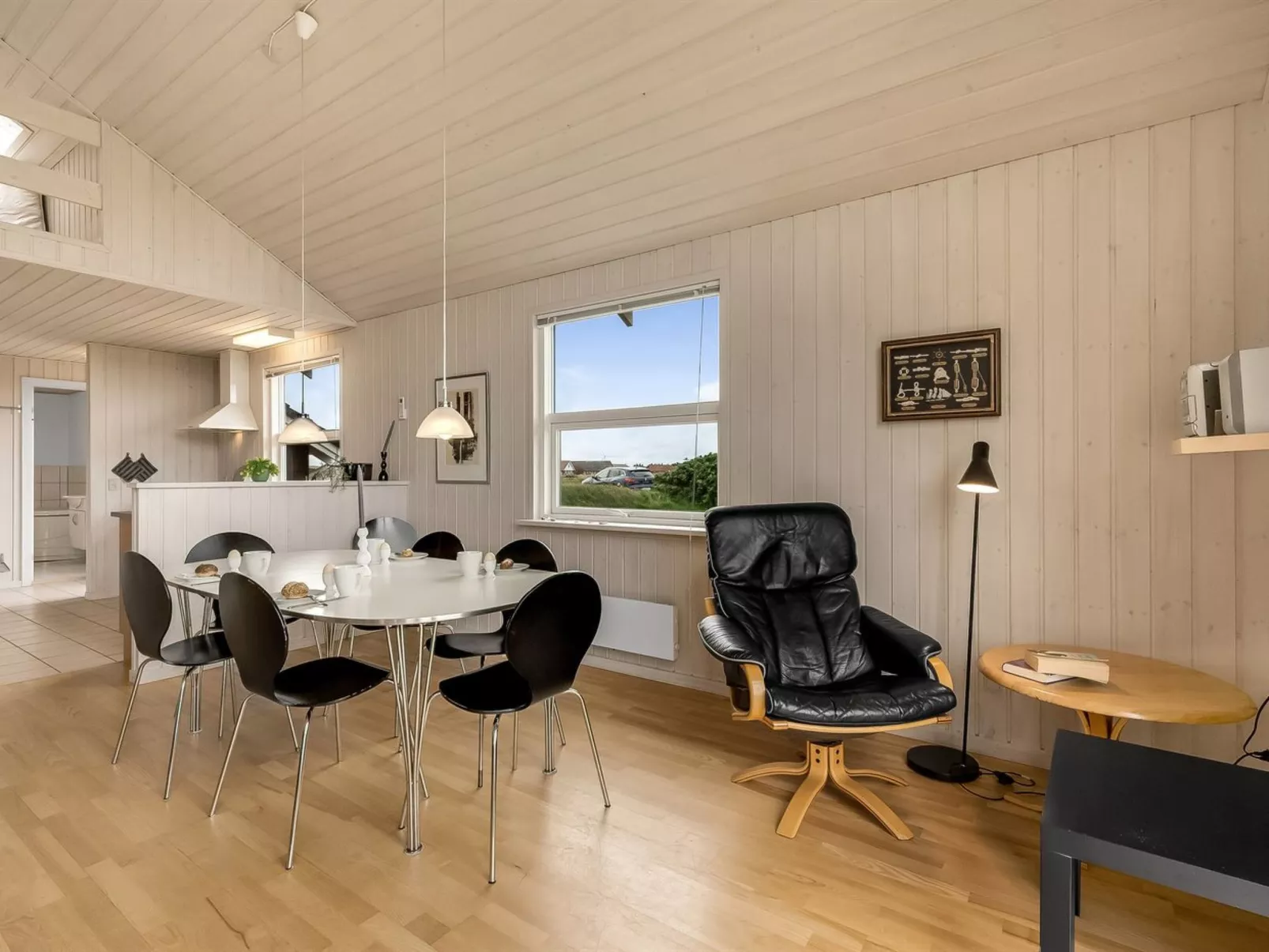 "Erland" - 500m from the sea-Binnen