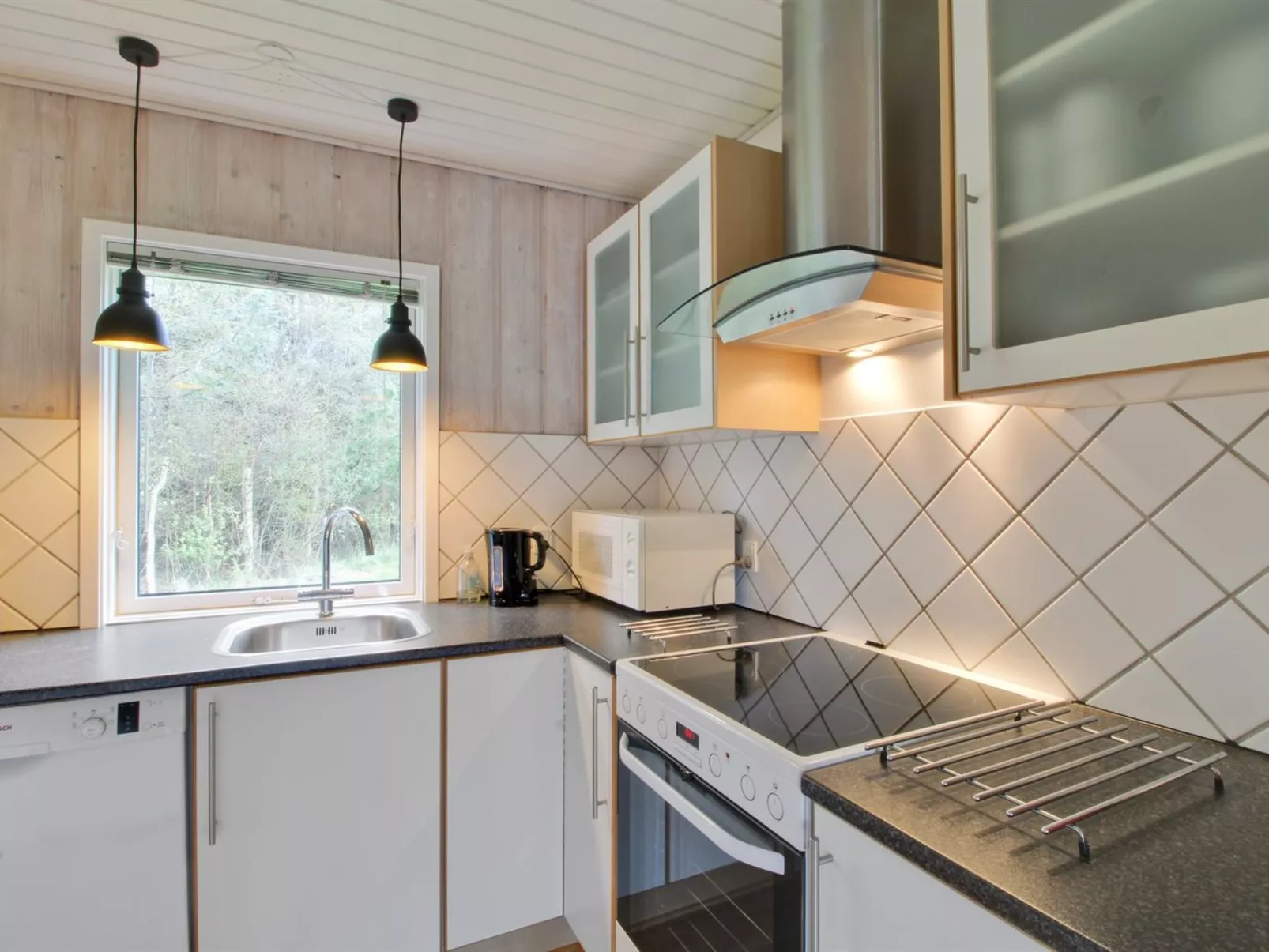 "Zenitha" - 300m from the sea-Binnen