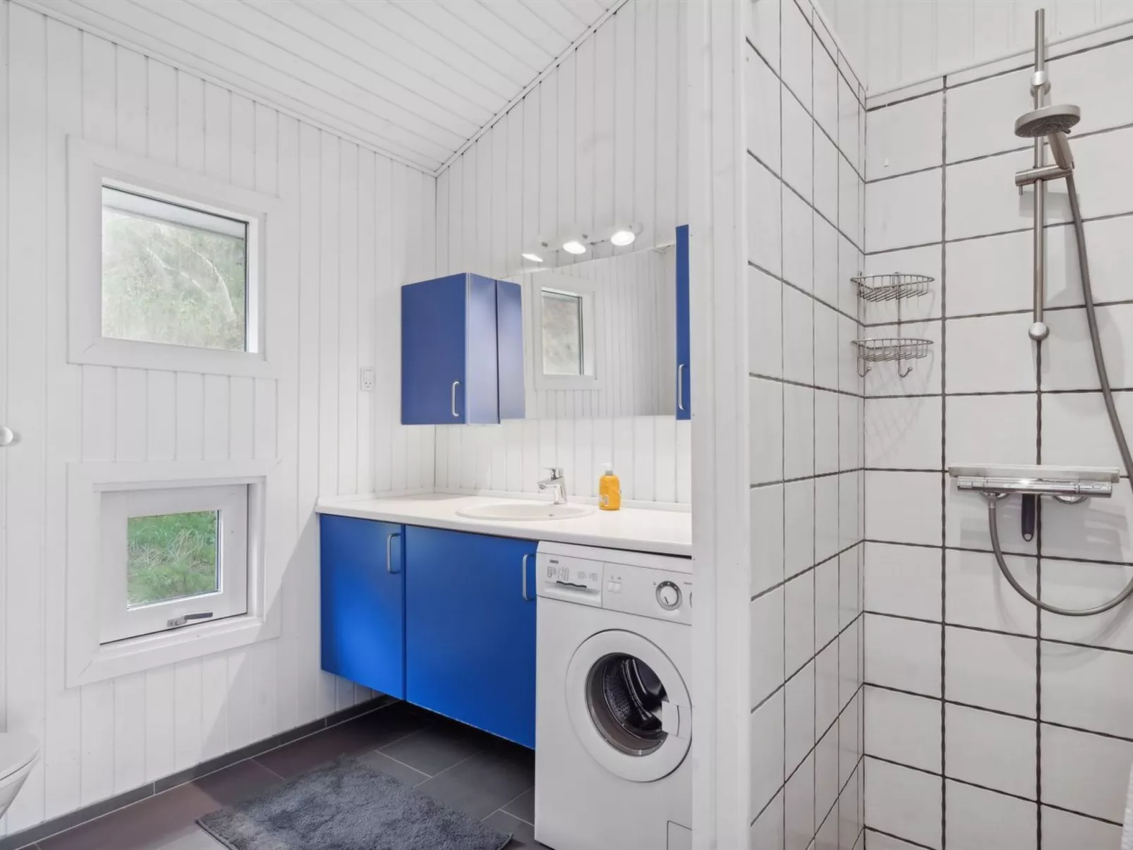 "Arnwith" - 20m from the sea-Binnen