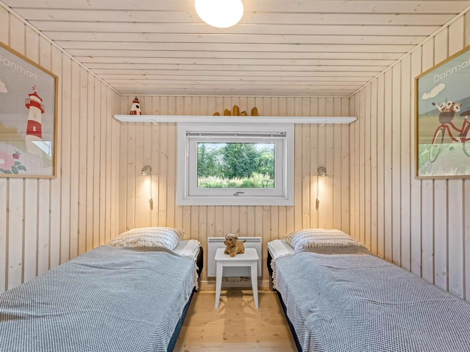 "Sviðandi" - 1.5km from the sea-Binnen