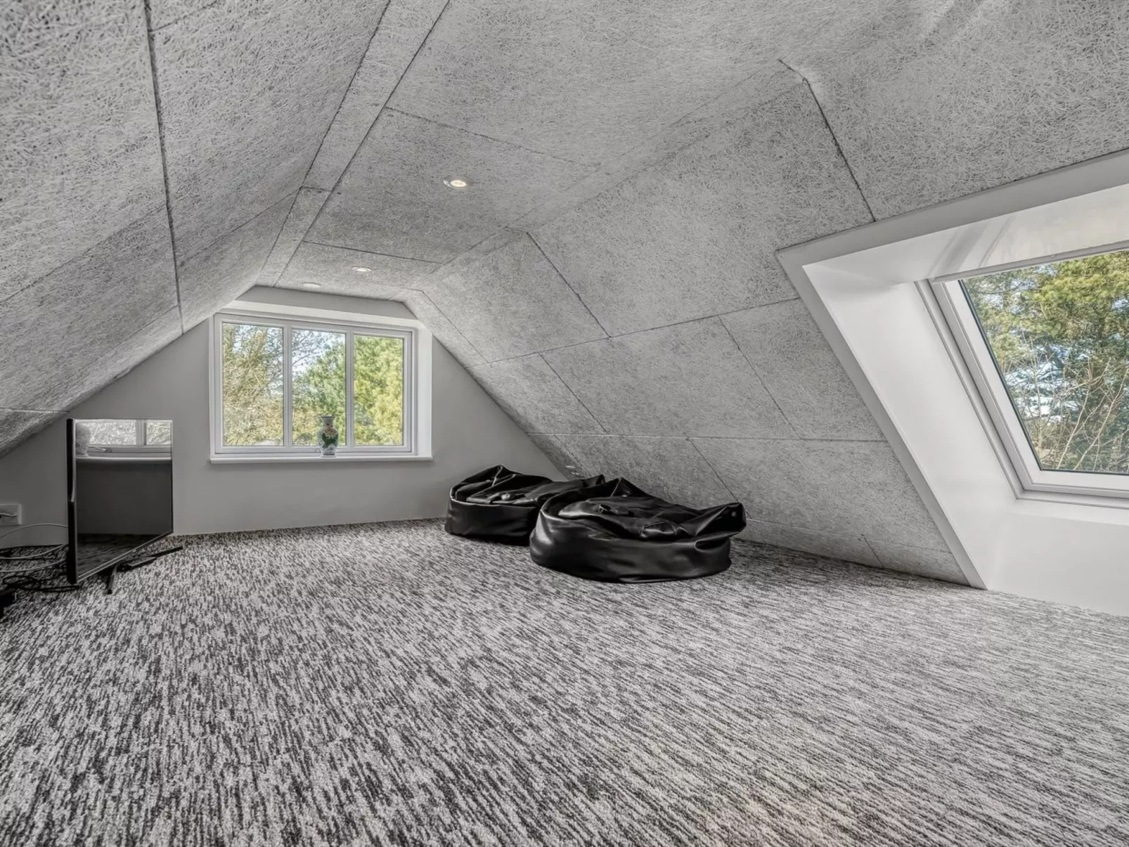 "Elisa" - 1.2km from the sea-Binnen