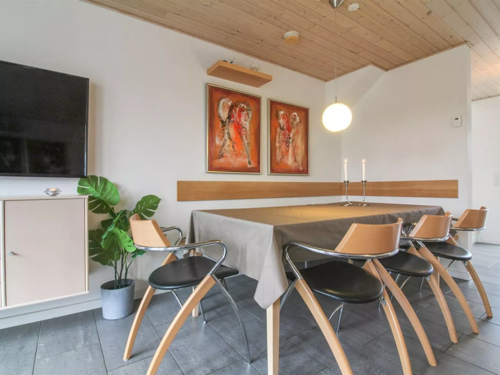 "Hariett" - 900m from the sea-Binnen