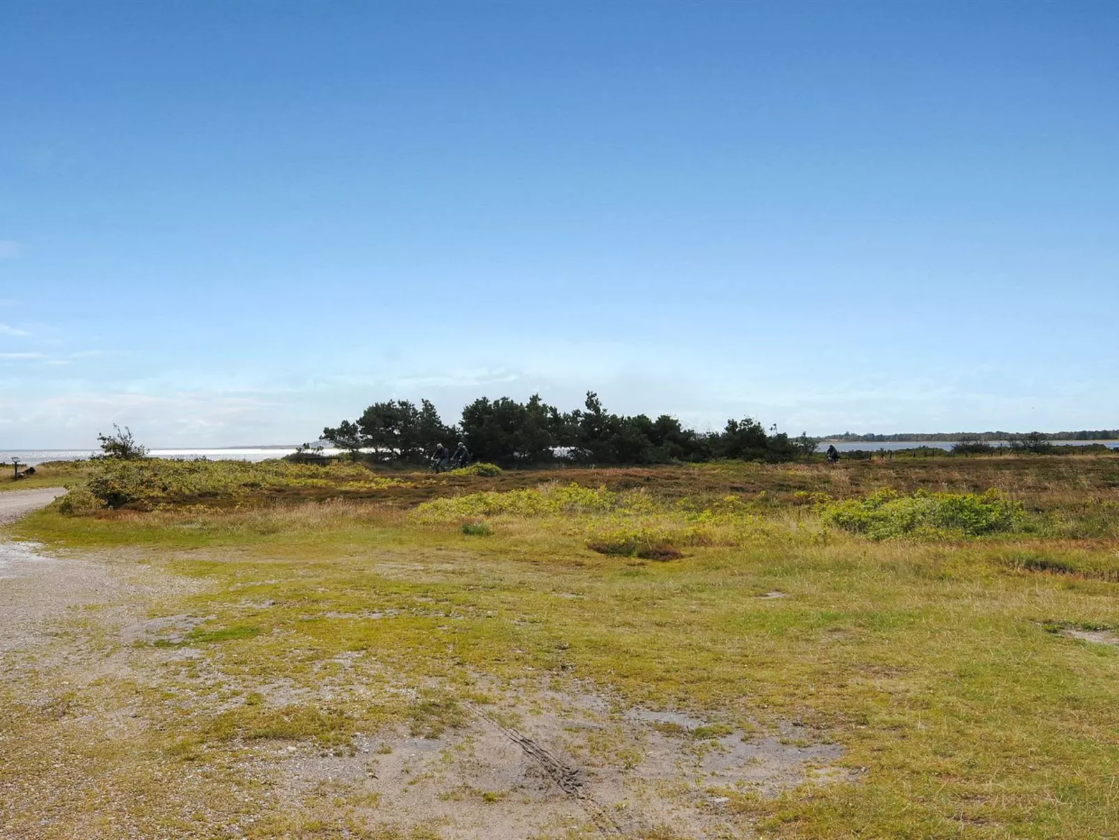 "Kara" - 100m to the fjord-Buiten