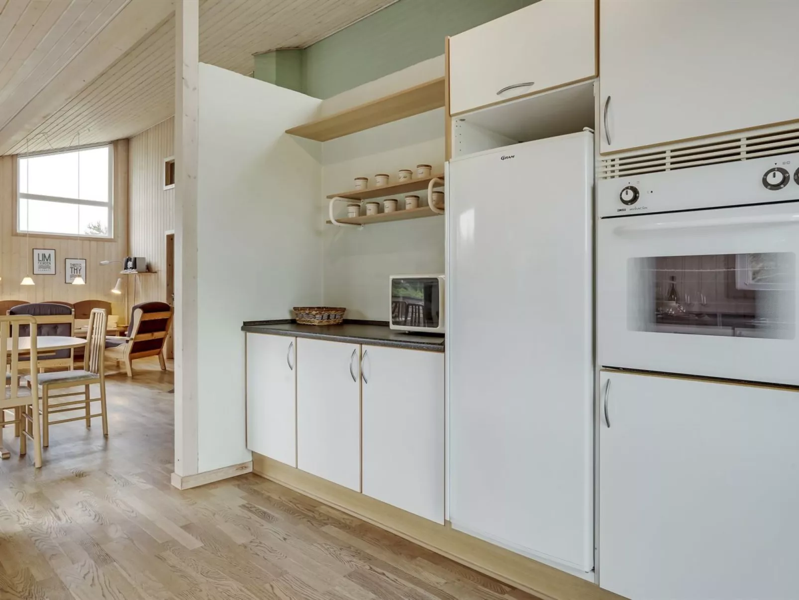 "Jerg" - 500m from the sea-Binnen