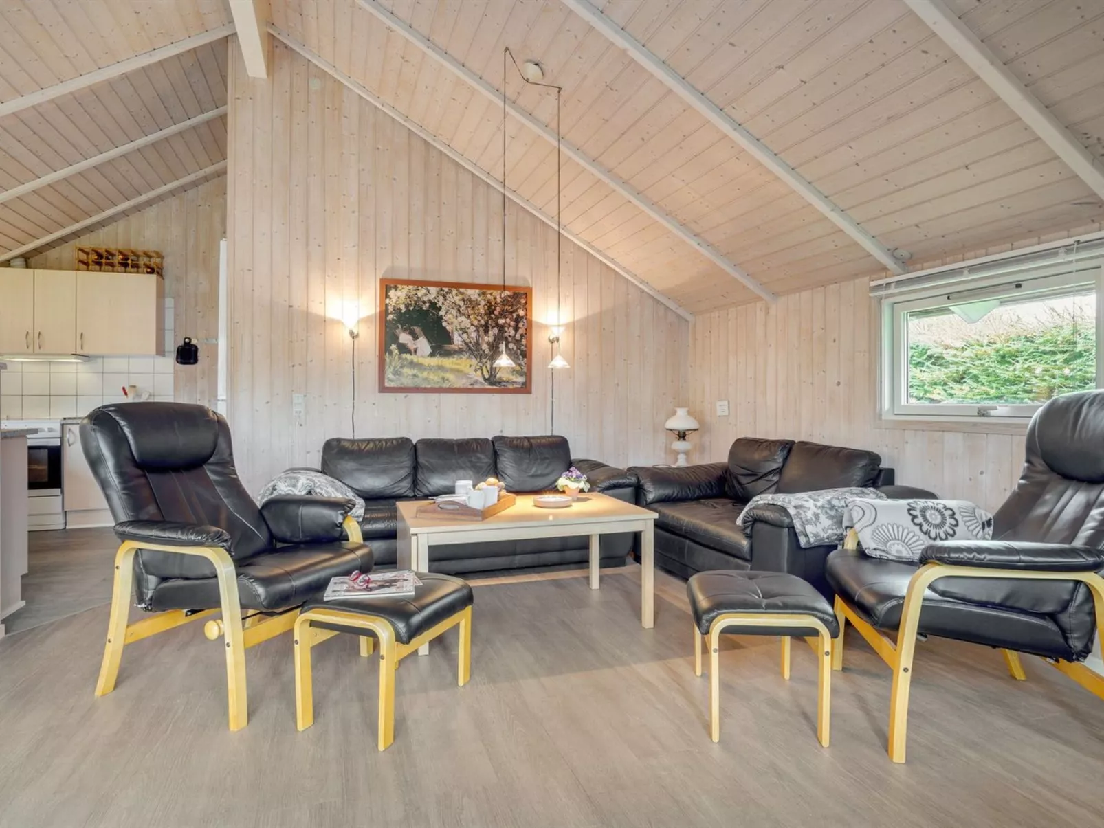 "Kalli" - 350m to the fjord-Binnen