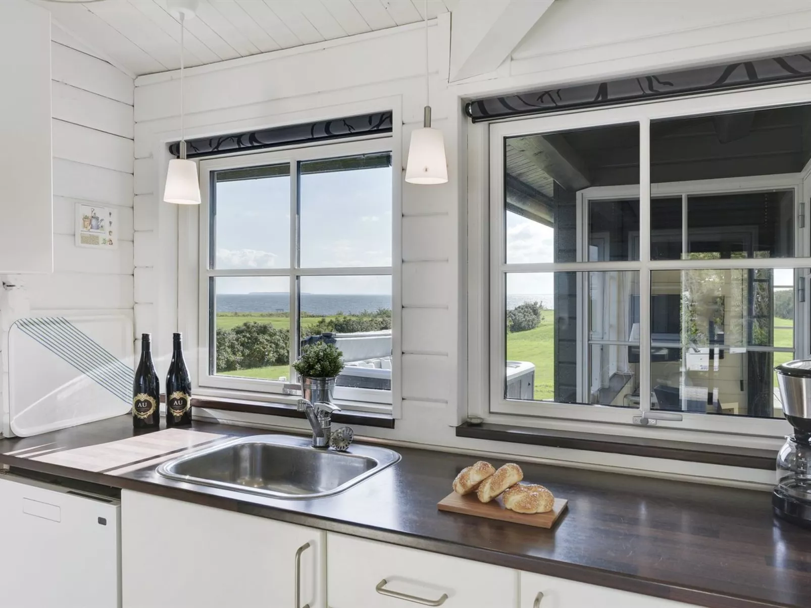 "Orsa" - 80m from the sea-Binnen