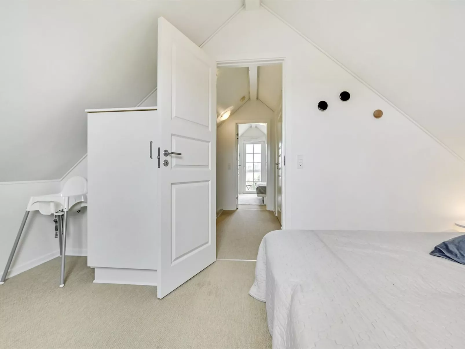 "Bleike" - 250m from the sea-Binnen