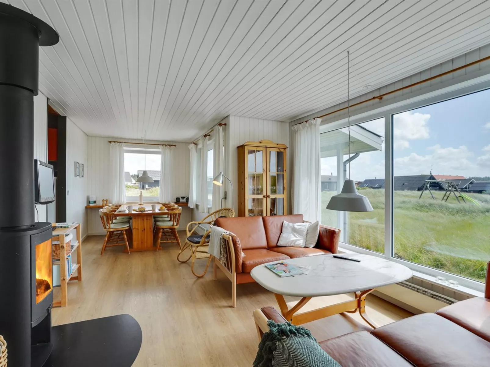 "Usko" - 250m from the sea-Binnen