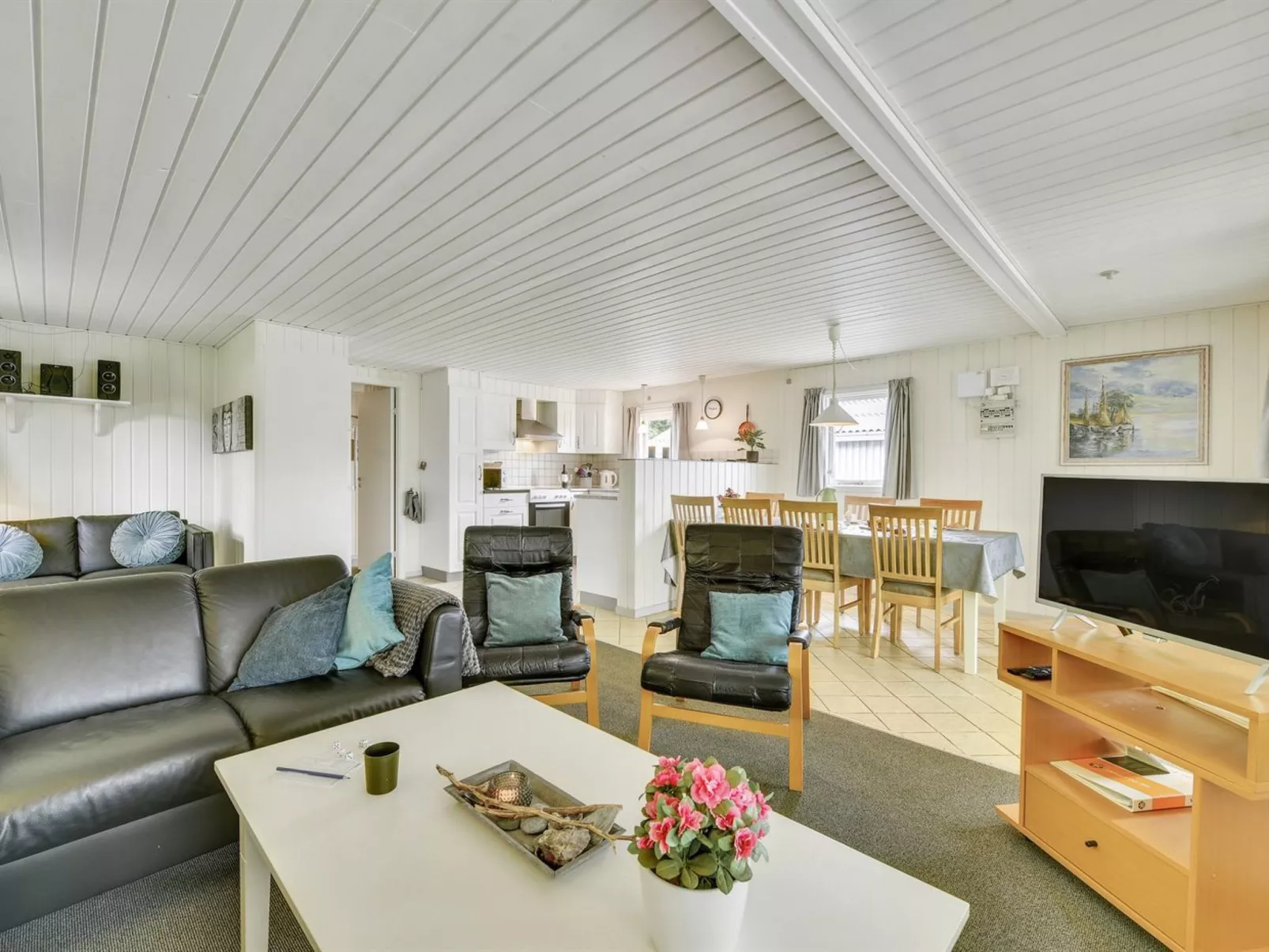 "Elizabeth" - 400m to the fjord-Binnen