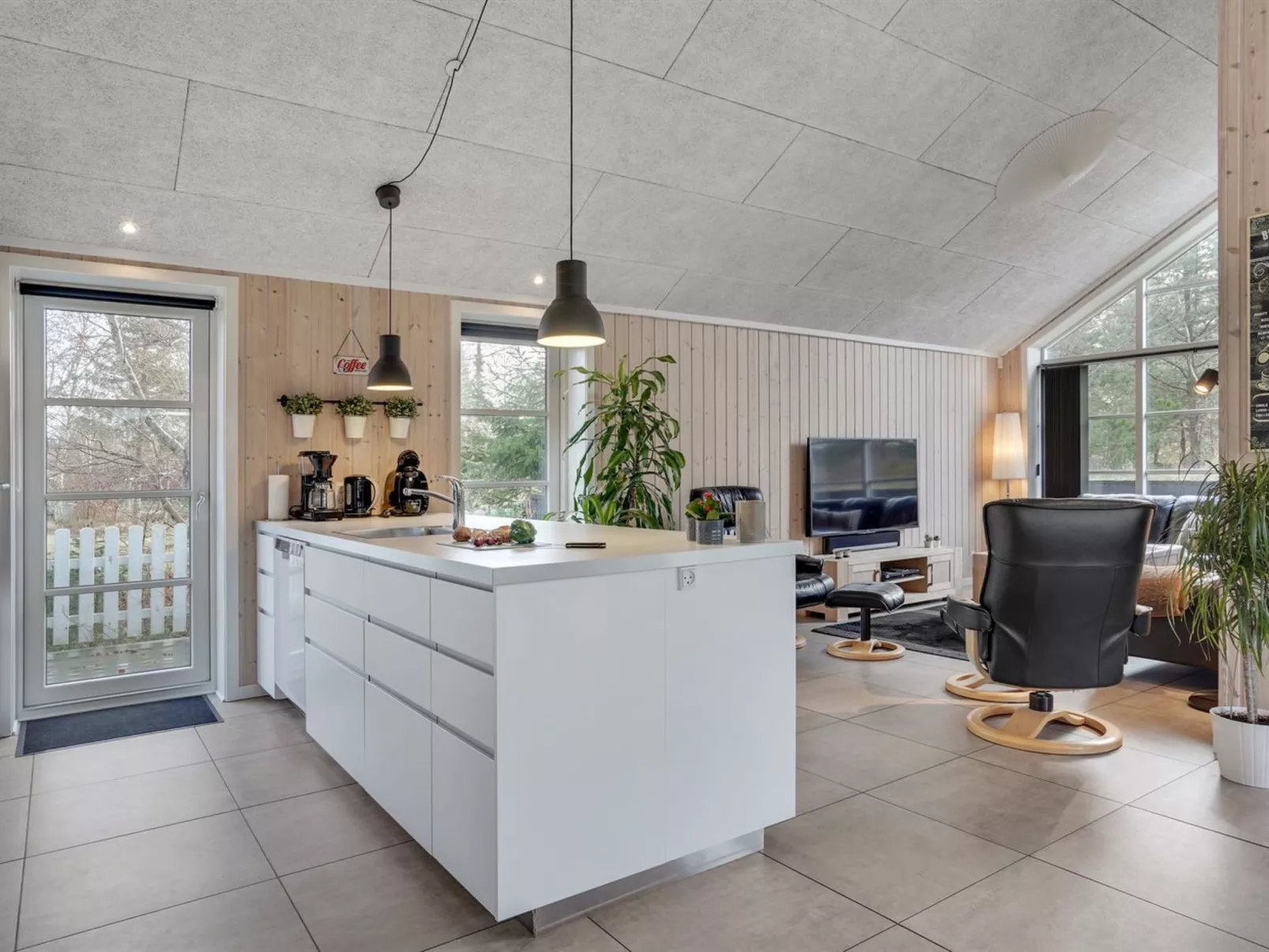 "Lilie" - 270m from the sea-Binnen