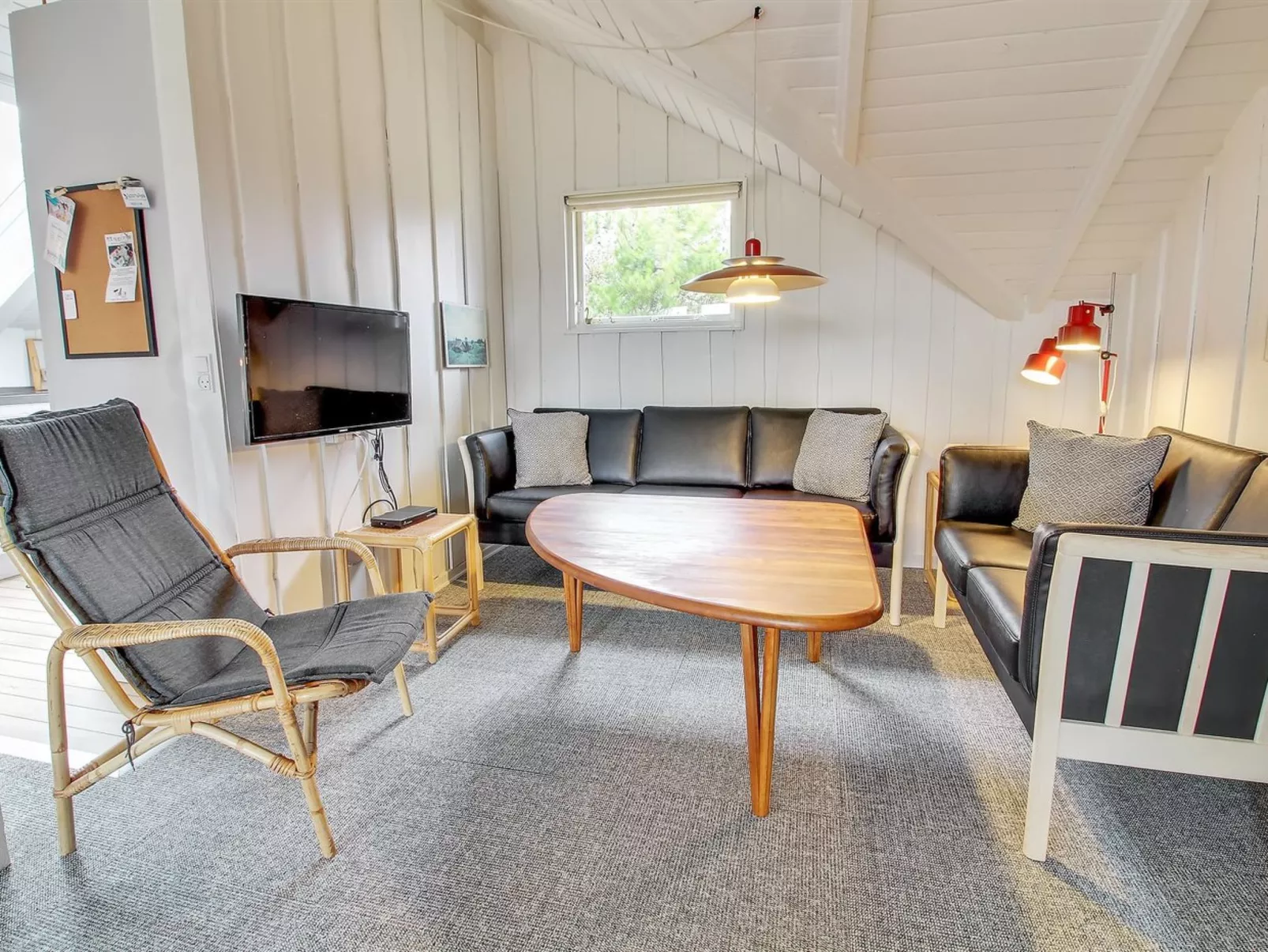 "Josie" - 200m from the sea-Binnen