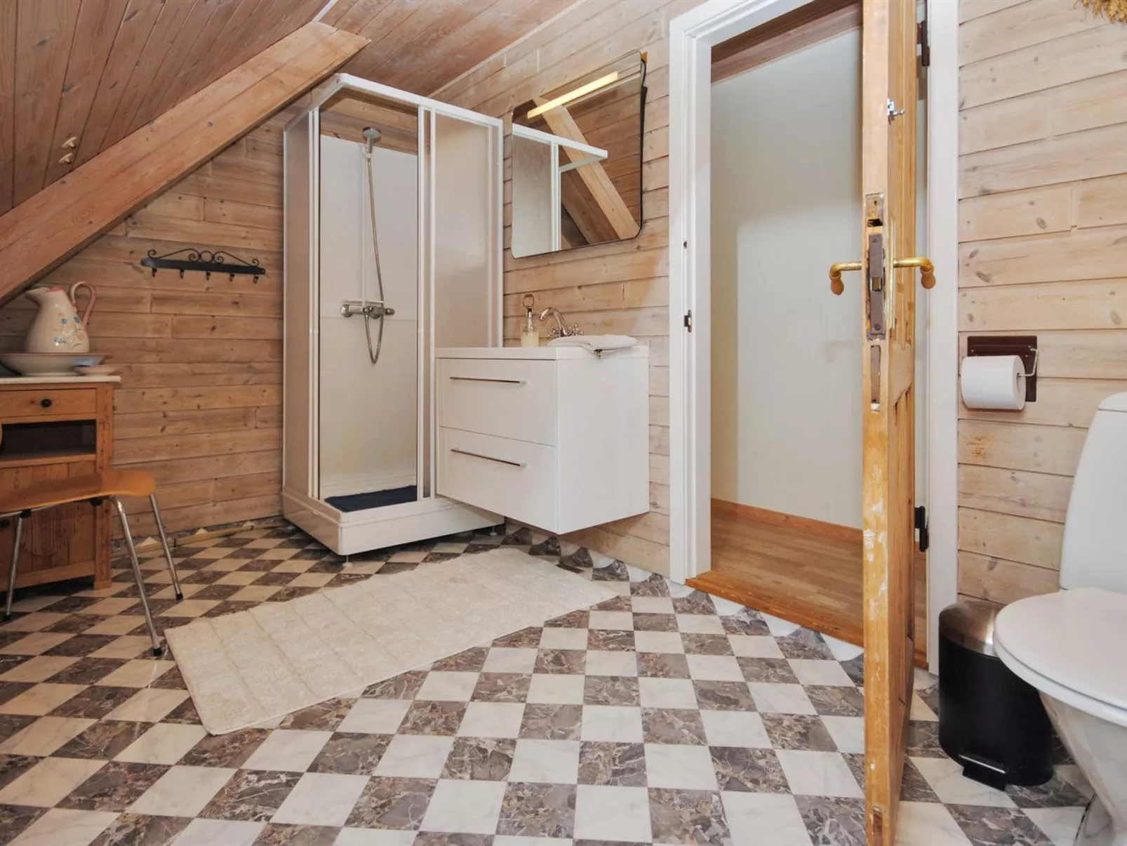 "Millie" - 3km to the fjord-Binnen