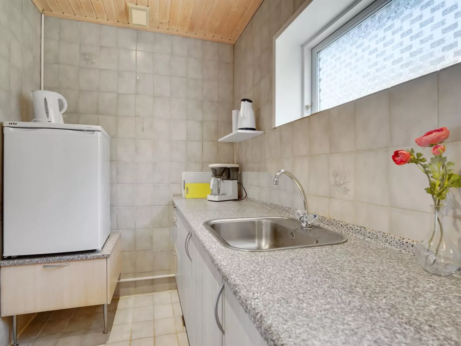 "Arne" - 20km from the sea-Binnen