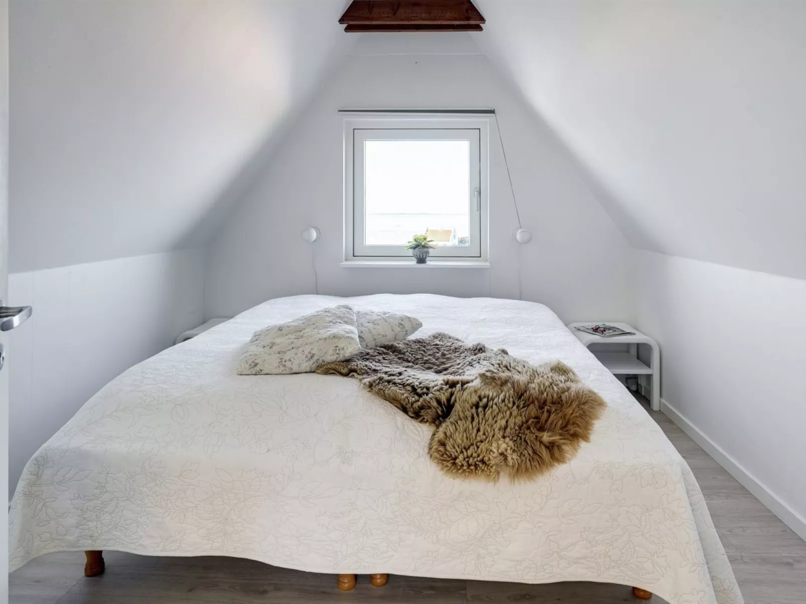 "Aranja" - 300m to the fjord-Binnen