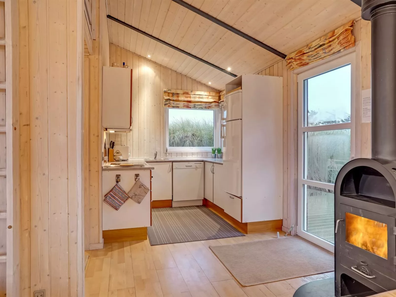 "Sighwarth" - 350m from the sea-Binnen