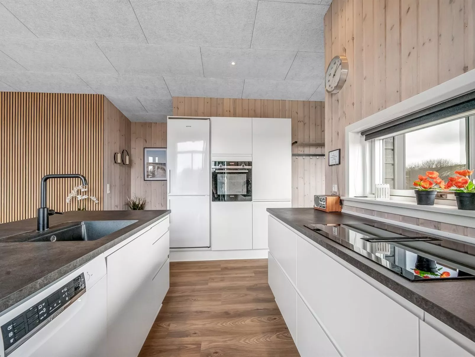 "Gela" - 1.3km to the fjord-Binnen