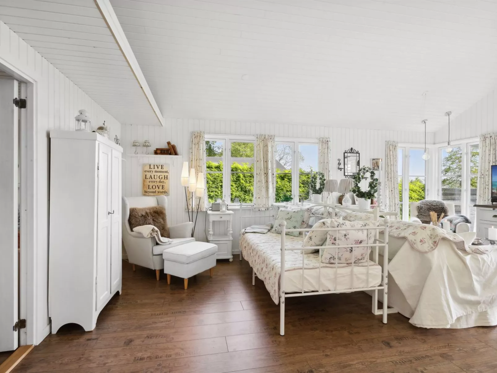 "Ginne" - 100m to the fjord-Binnen