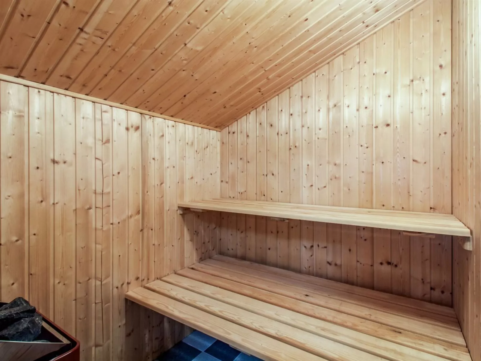 "Zuhra" - 250m from the sea-Binnen