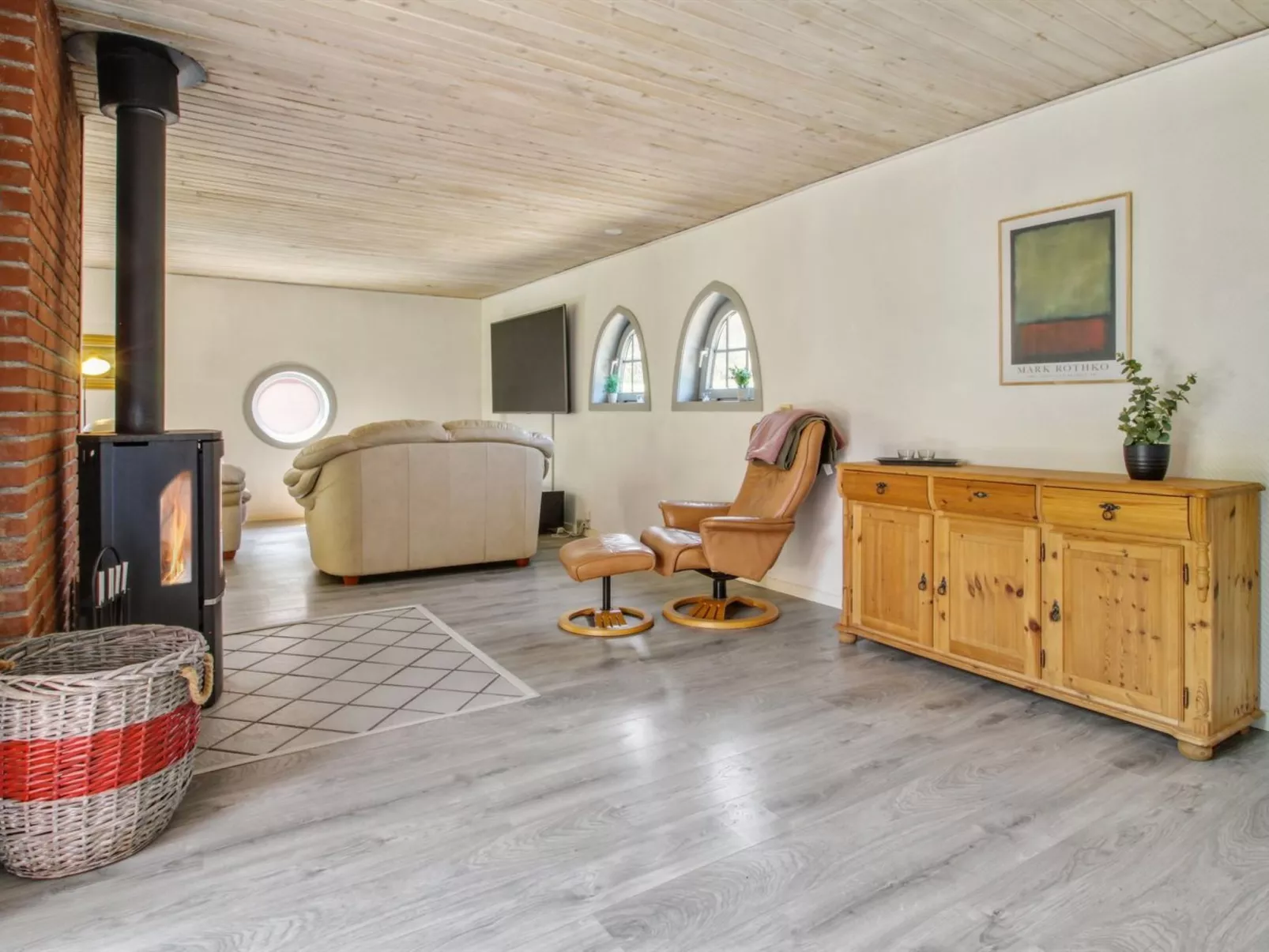 "Aku" - 24km from the sea-Binnen