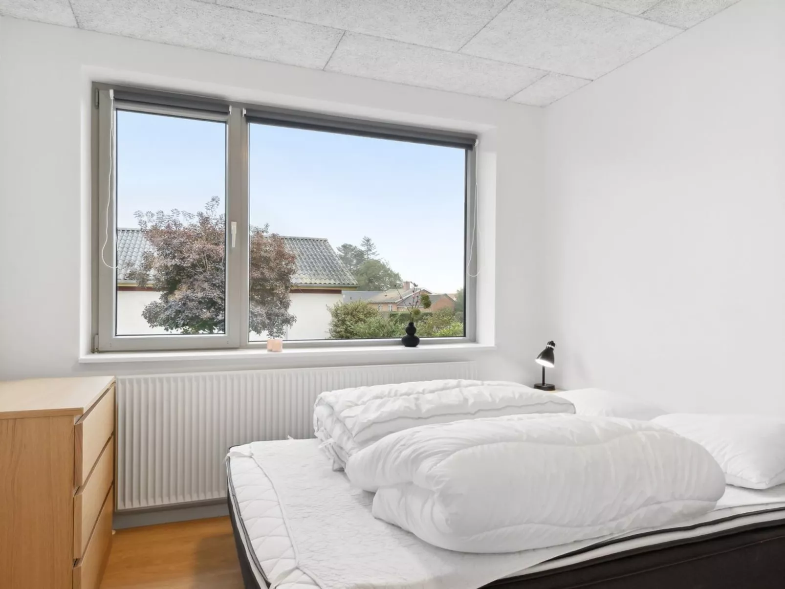 "Elaine" - 350m from the sea-Binnen