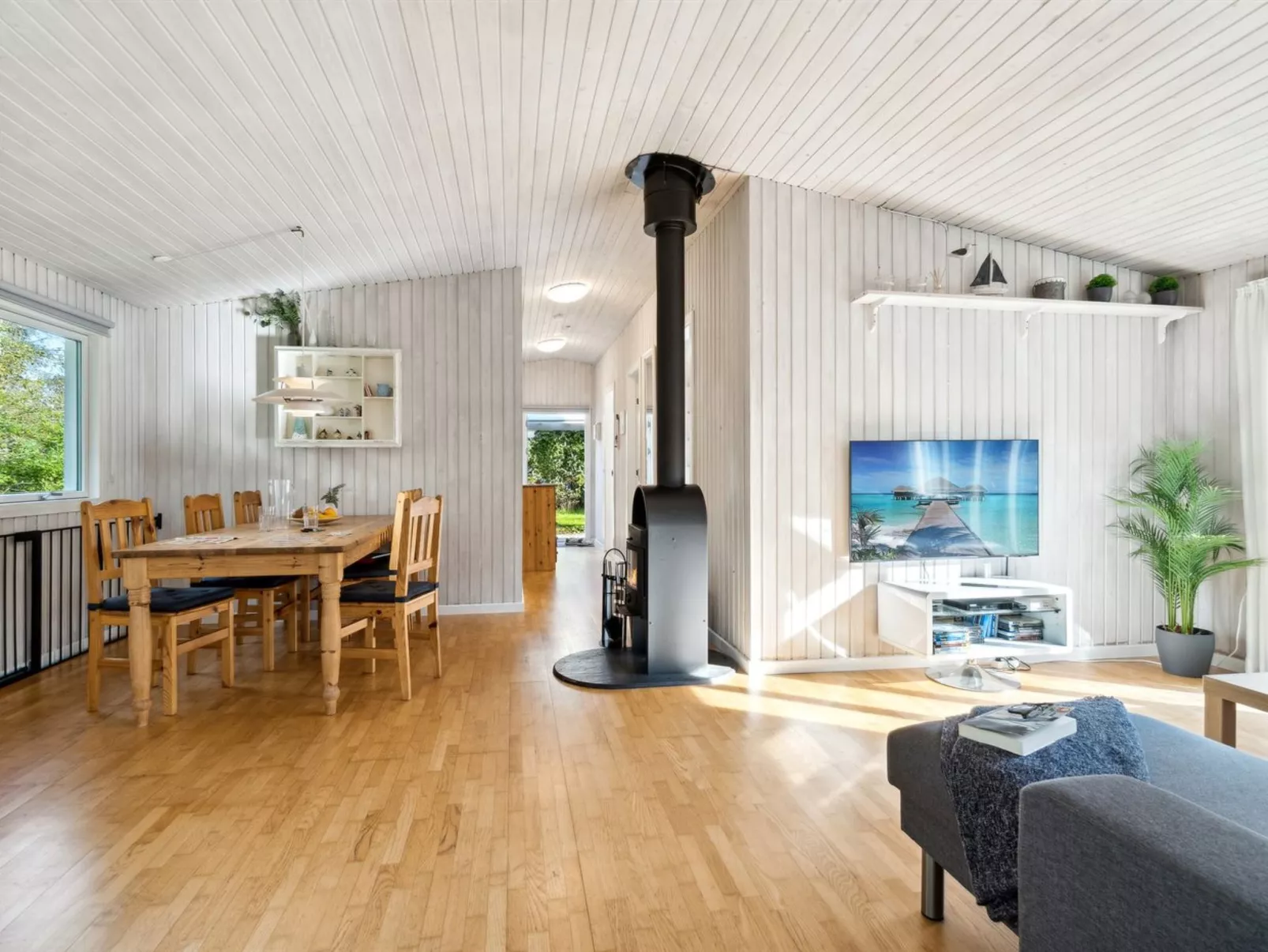 "Arwin" - 200m from the sea-Binnen