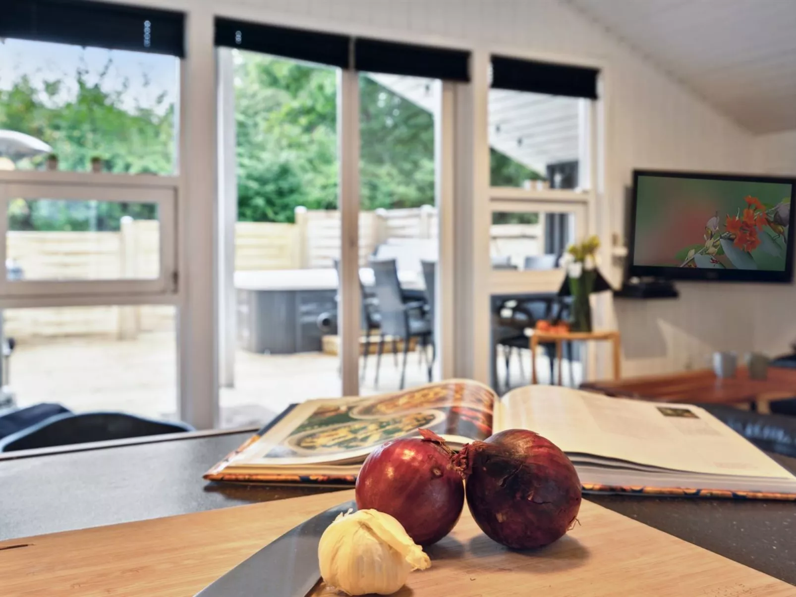 "Brynhild" - 30km from the sea-Binnen