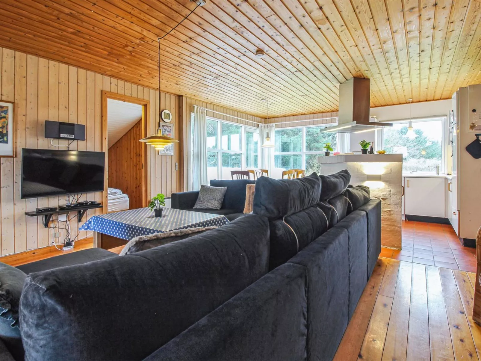 "Frellef" - 491m from the sea-Binnen