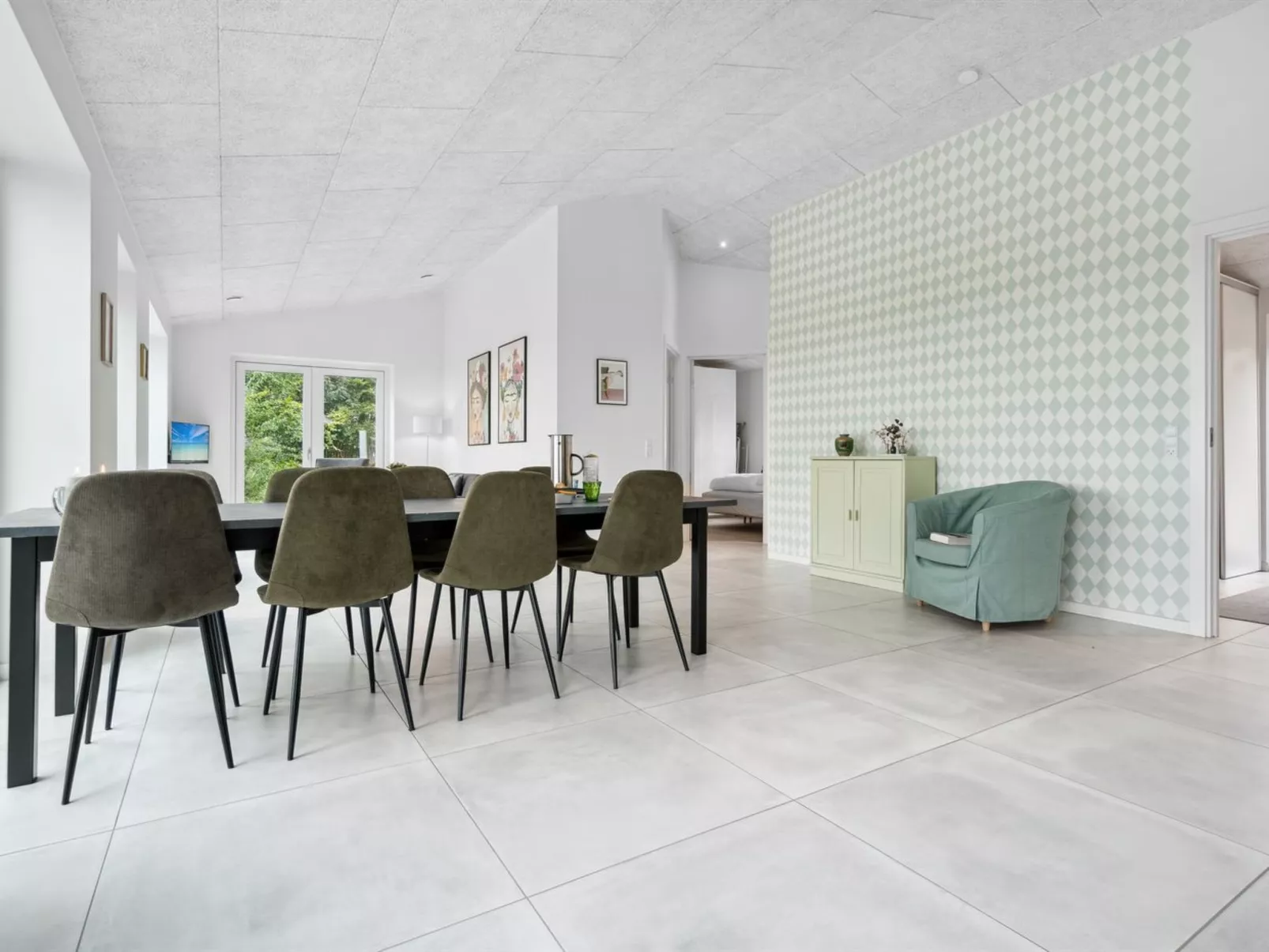 "Landuin" - 30km from the sea-Binnen