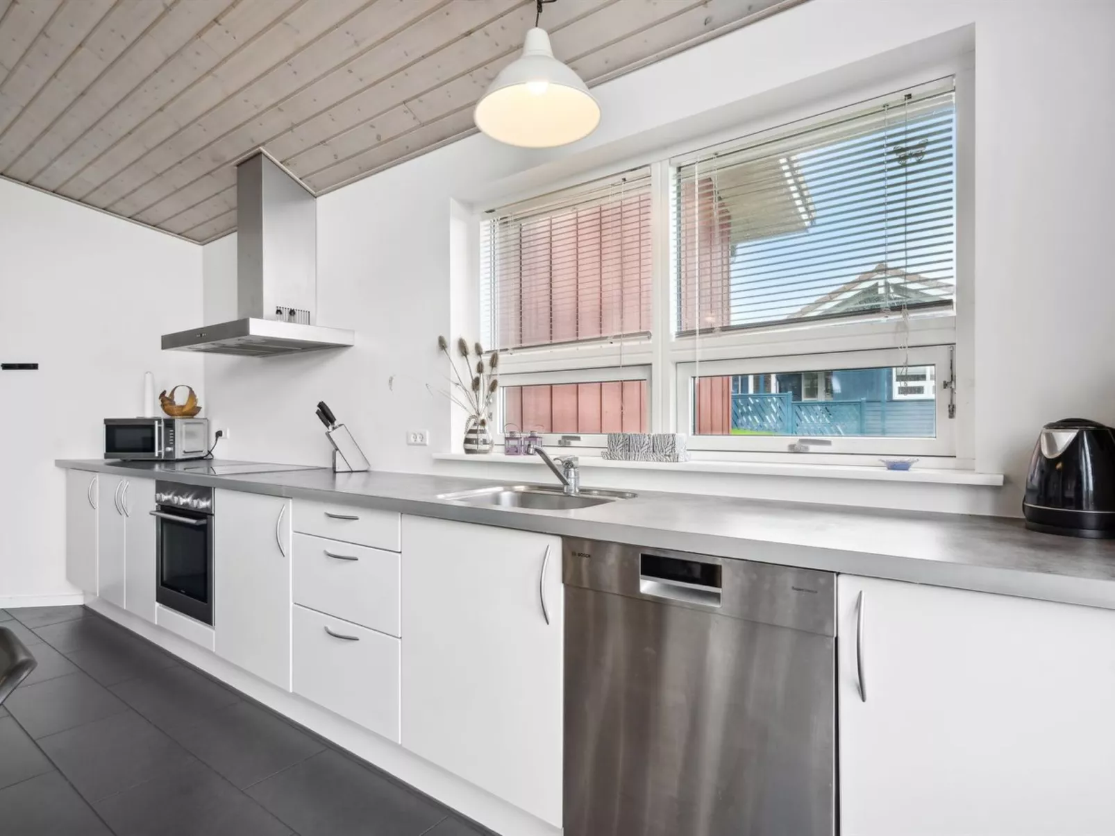 "Pascal" - 600m from the sea-Binnen