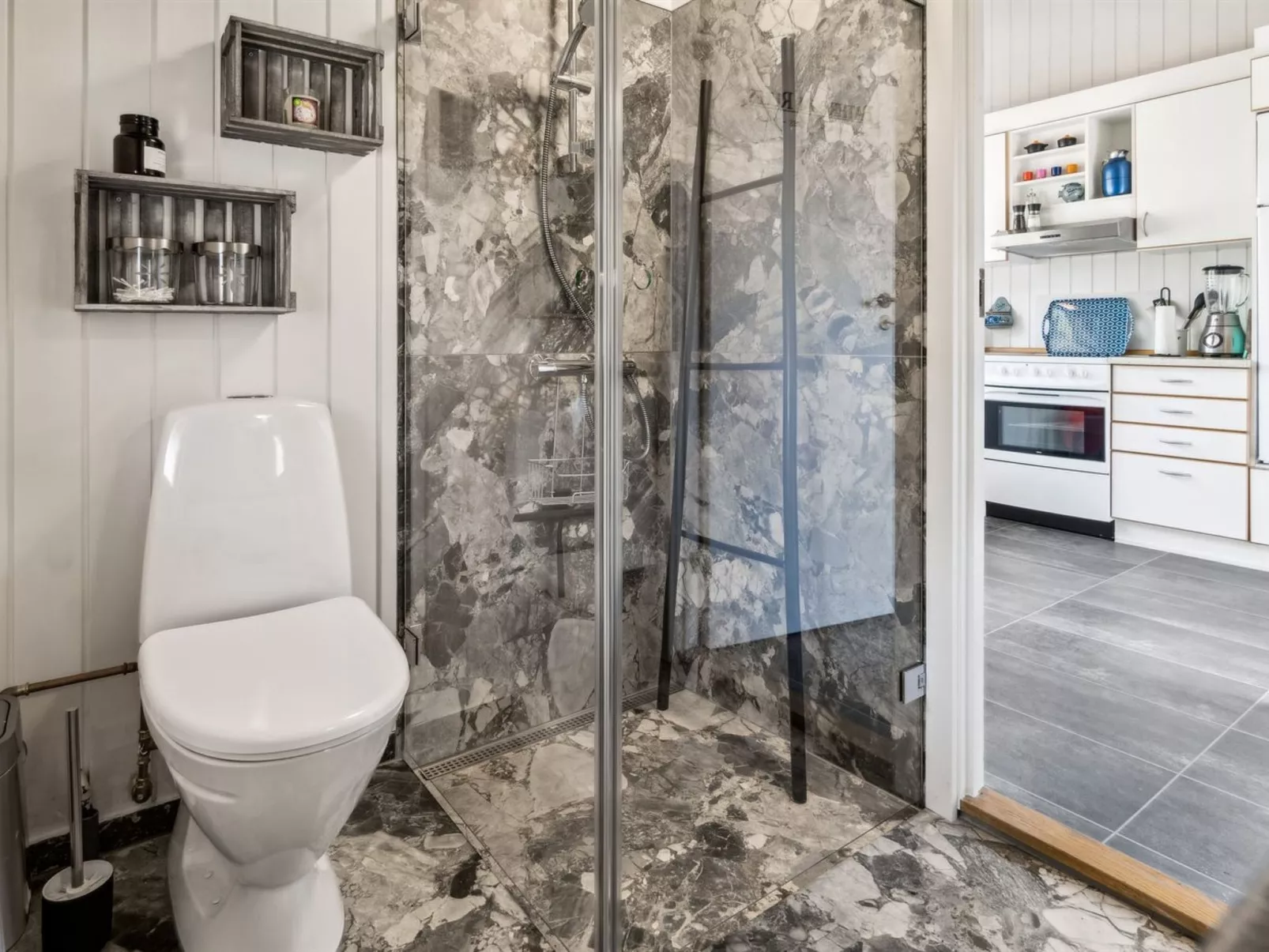 "Myra" - 425m from the sea-Binnen