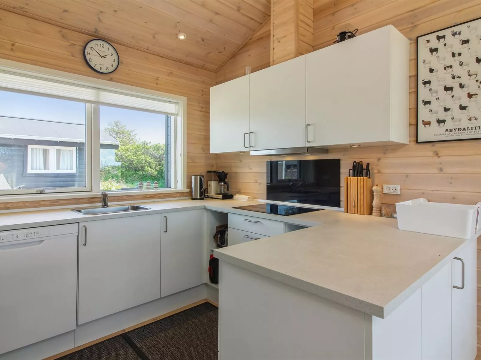 "Sampo" - 400m from the sea-Binnen