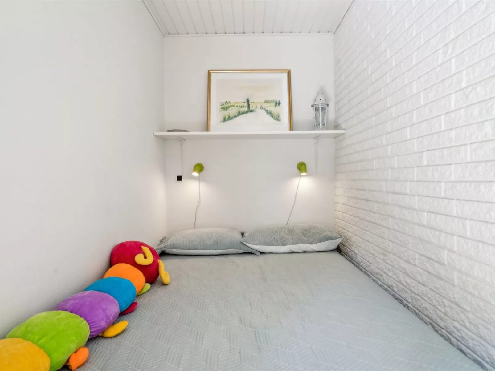 "Ingebrit" - 7km from the sea-Binnen