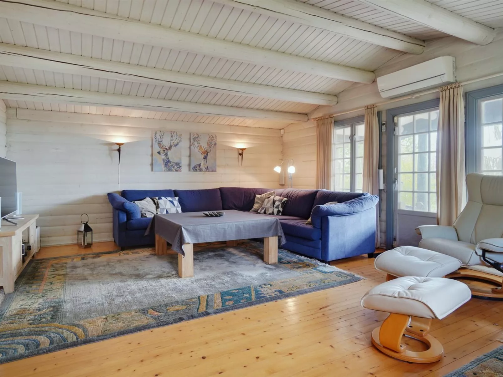 "Till" - 1.6km from the sea-Binnen