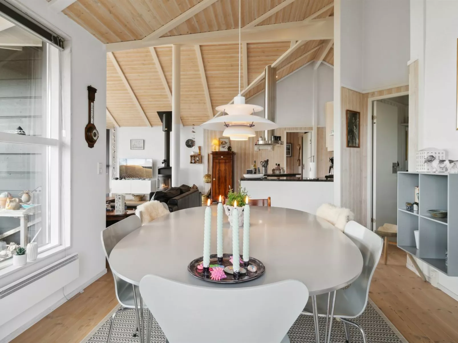 "Elspeth" - 25m from the sea-Binnen