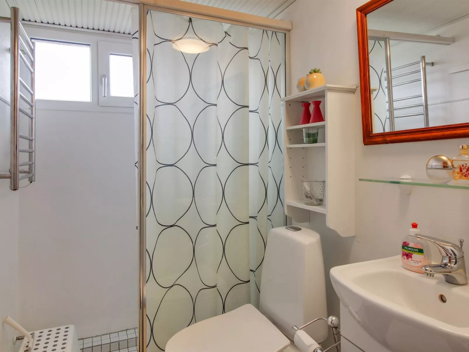 "Edvia" - 300m from the sea-Binnen