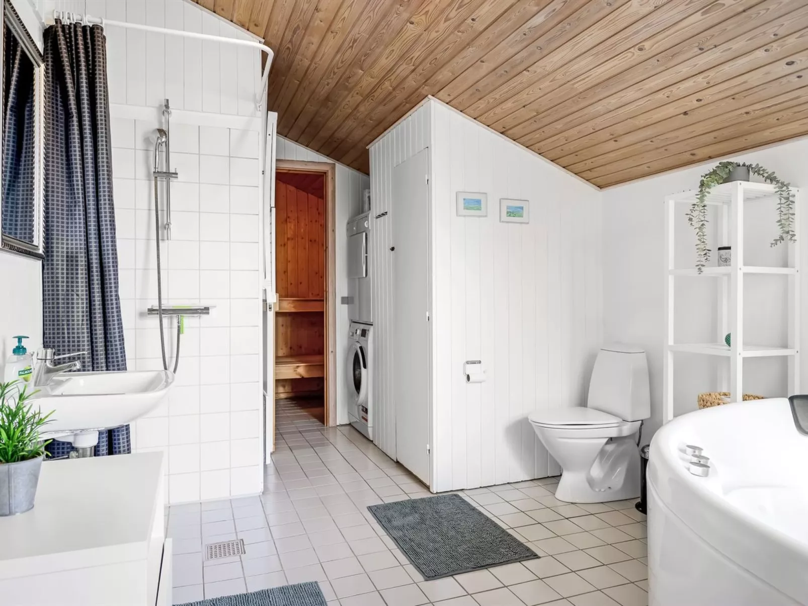 "Arild" - 300m from the sea-Binnen