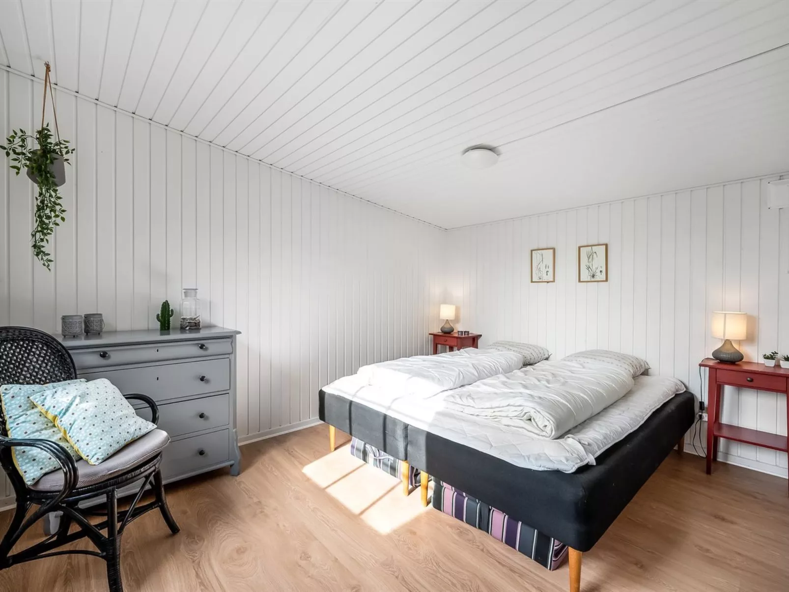 "Ludvika" - 300m to the fjord-Binnen