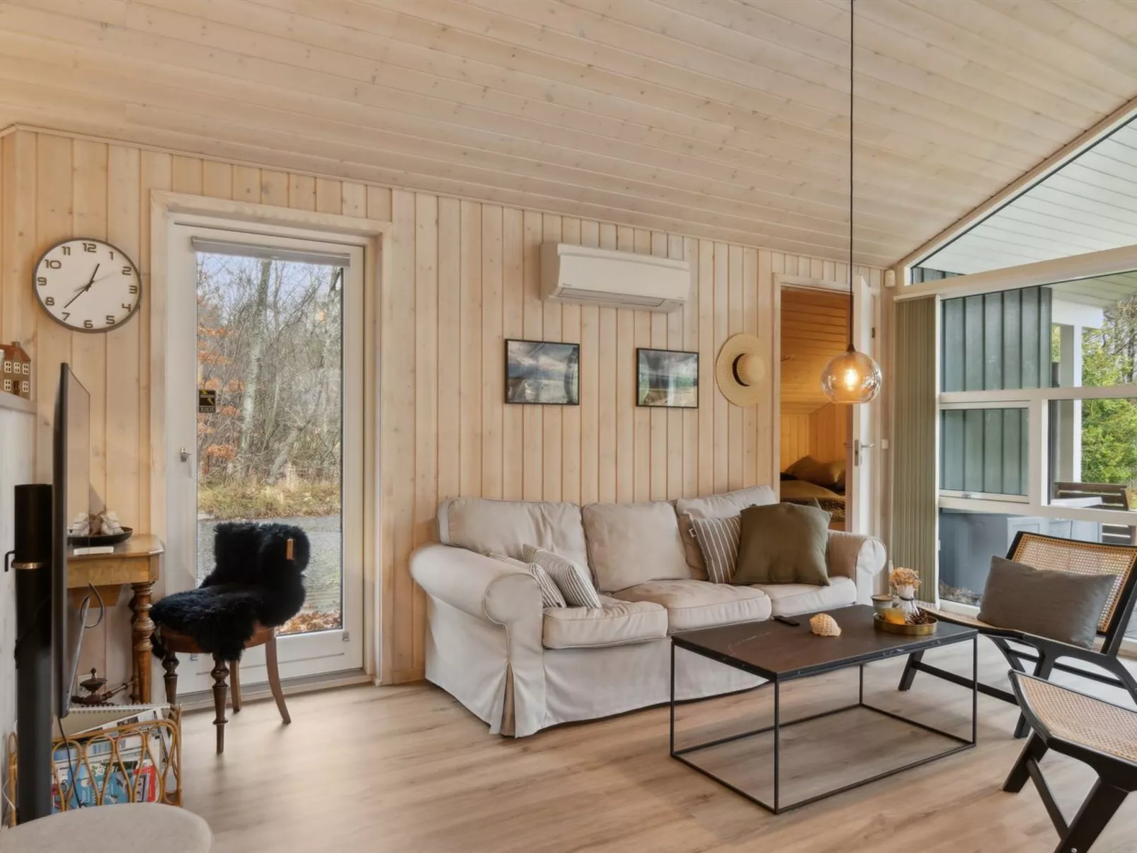 "Ananda" - 900m from the sea-Binnen